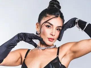 Arsch jasminlive jasminlive HollyAllington