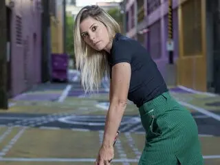 Webcam fuck porn LucyGolfer