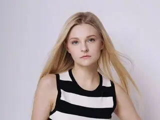 Pussy kostenlose nackt LynetteAldis